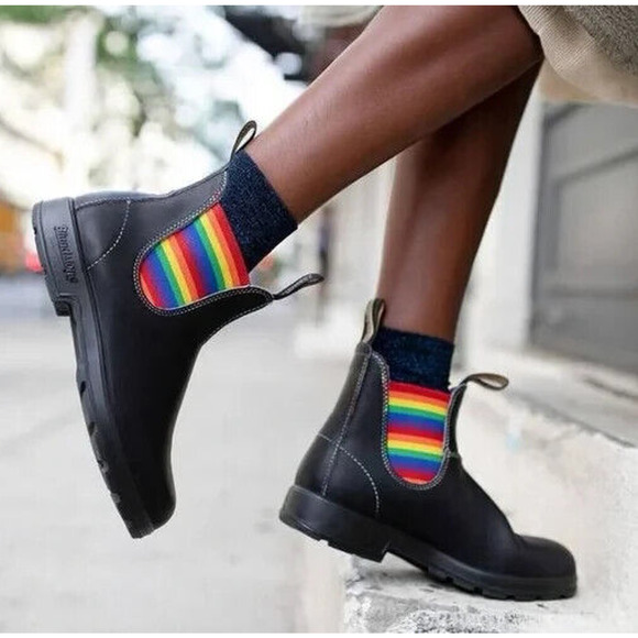 NIB Blundstone 2105 Women's Colored Leather‎ Chelsea Boots Rainbow BLACK - Picture 1 of 14